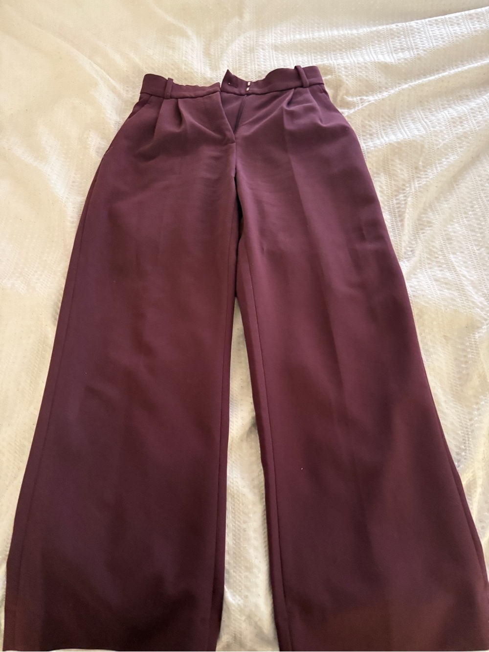 Abercrombie Sloane Wide Leg High-Waist Pants in Deep Plum Petite
